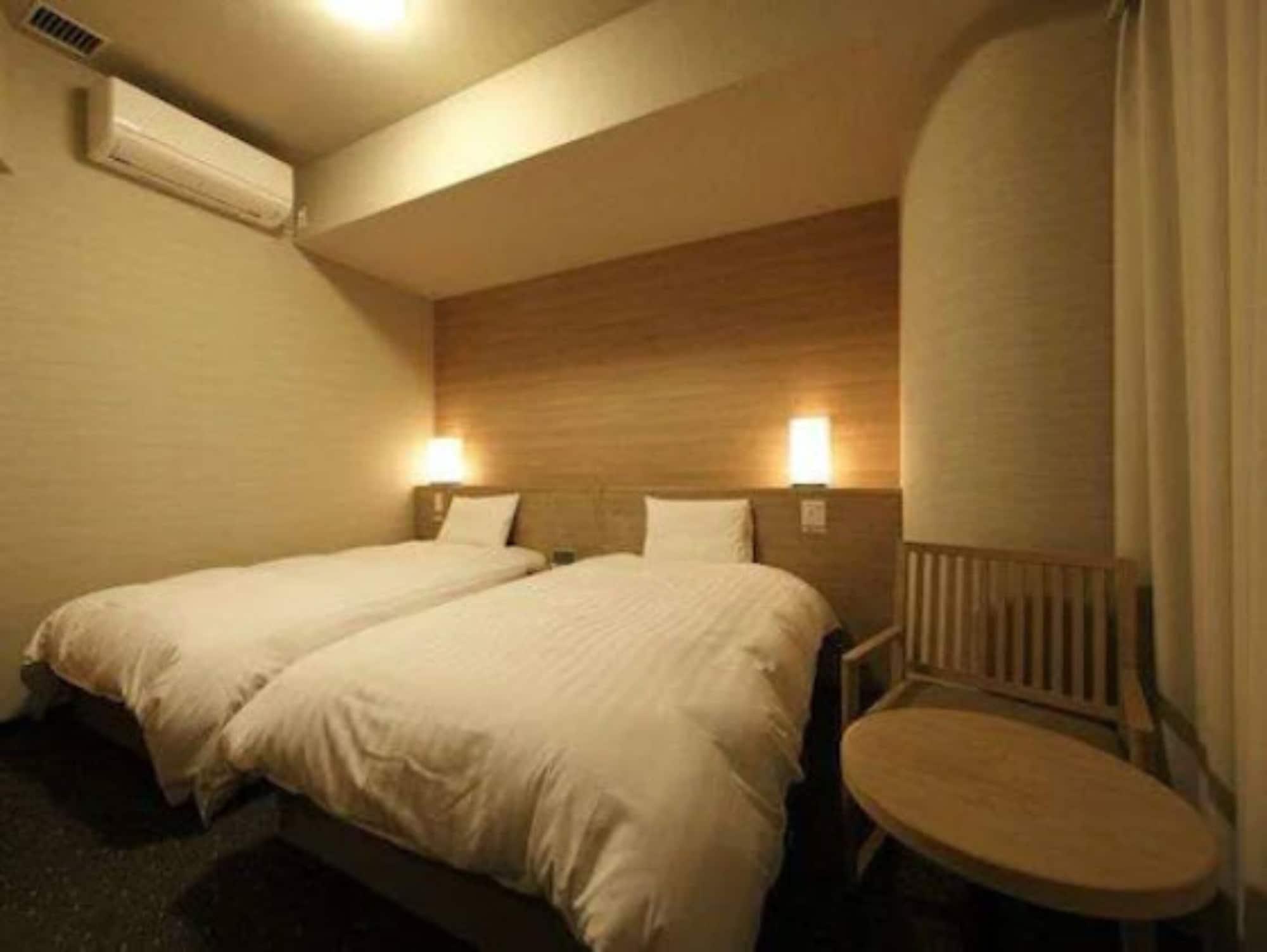 Hotel Dormy Ekimae 3*