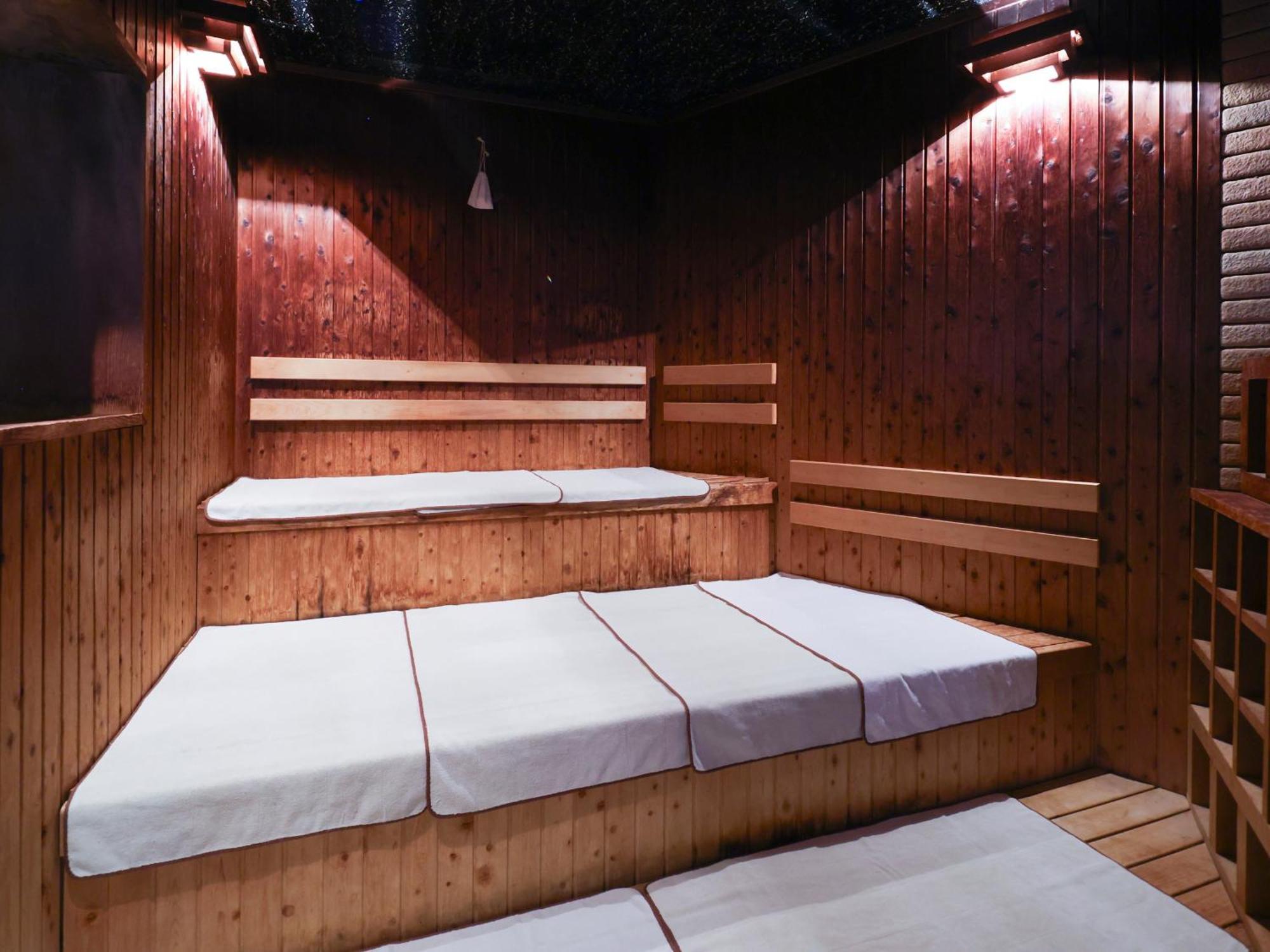 Hotel Dormy Ekimae 3*